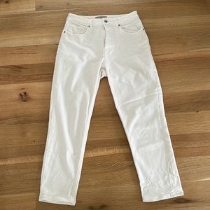 Everlane Curvy Cheeky Jean